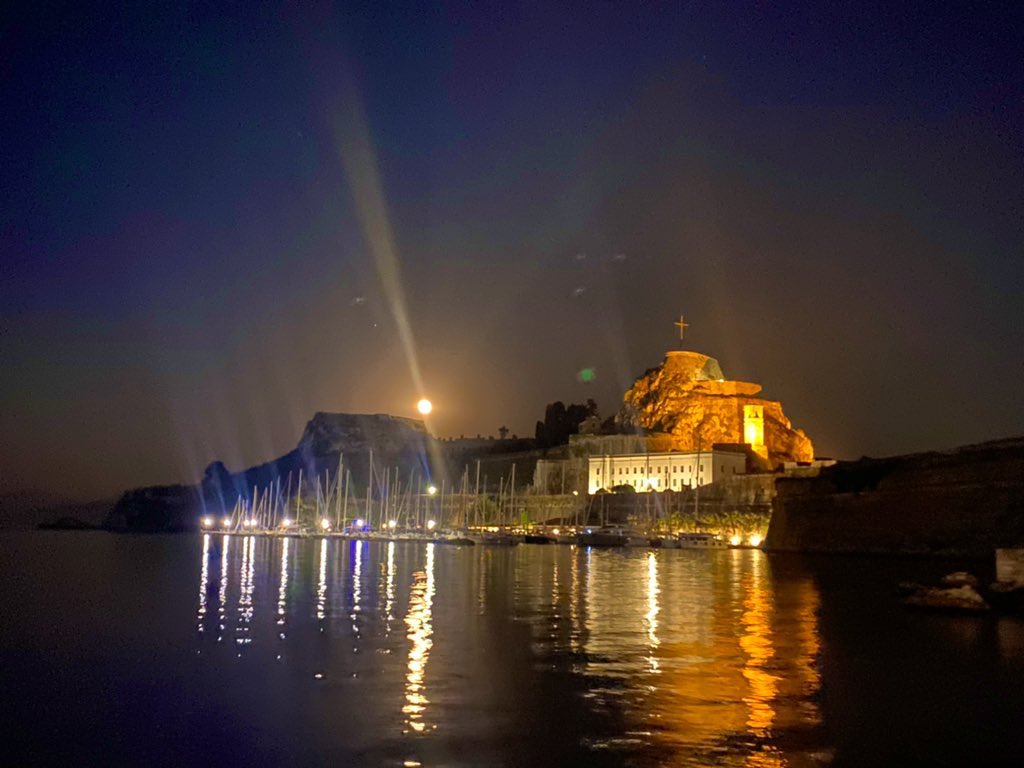Last minute trip to Corfu for a long weekend! How beautiful was the view from the bar last night?! 😍
