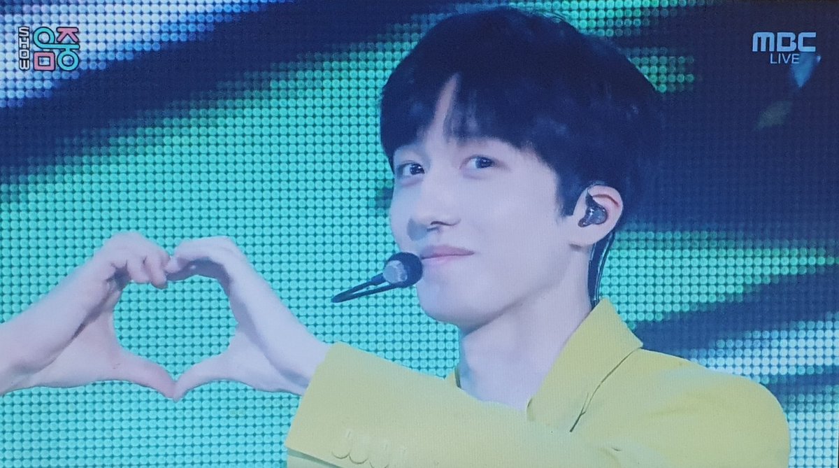 tyangiecrumbs's tweet photo. today's melona stage was so good~~💚👍 수고해 ~.~ cuties🫶
SF9 SCREAM ON MUCORE
#SF9onMuCore
#SF9 @SF9official https://t.co/lvzbWw7TOn