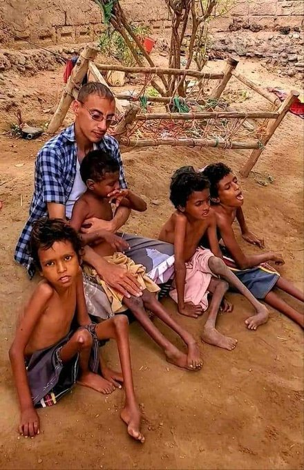 gadi_ismail's tweet photo. The refusal of #Houthis to end its siege will make  suffering of Yemeni citizens go further 

#Yemen #YemenCantWait https://t.co/GGdNjug3mk