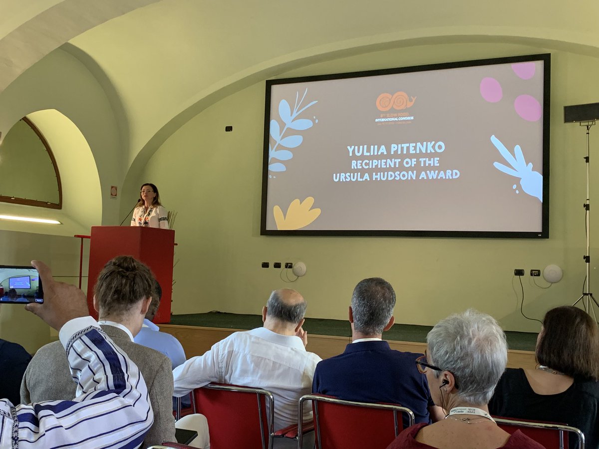 At the #slowfoodcongress we just created a prize in memory of Ursula Hudson. The first recognition is attributed to Yullia, our Colleague from Slow Food Ukraine