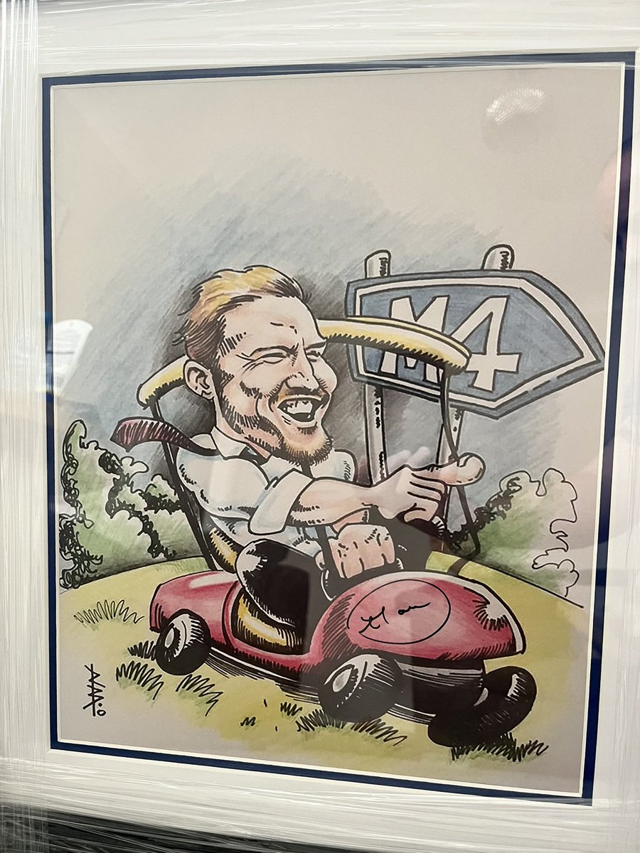 damojenkins's tweet photo. New Bid to start the Day on the @andypowell8 framed / mounted Print, £230 👊🏻 (let’s not forget that all the money raised goes to our #RJ9 fundraiser!) https://t.co/ZN2sOrtsY2