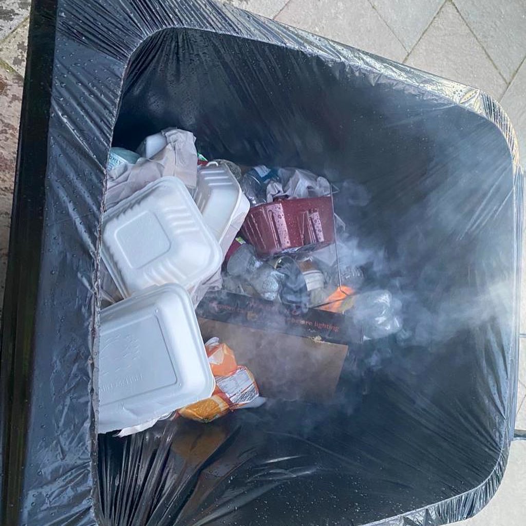 KeswickFire's tweet photo. 21:30 15/7/22, Keswick crew were called out to smoke coming from a dustbin on Lake Road. 

On arrival crews found a disposable BBQ which was still alight. 

With the warmer weather and the increased numbers of people visiting the area to please follow our safety information https://t.co/OlyFYTnsfC