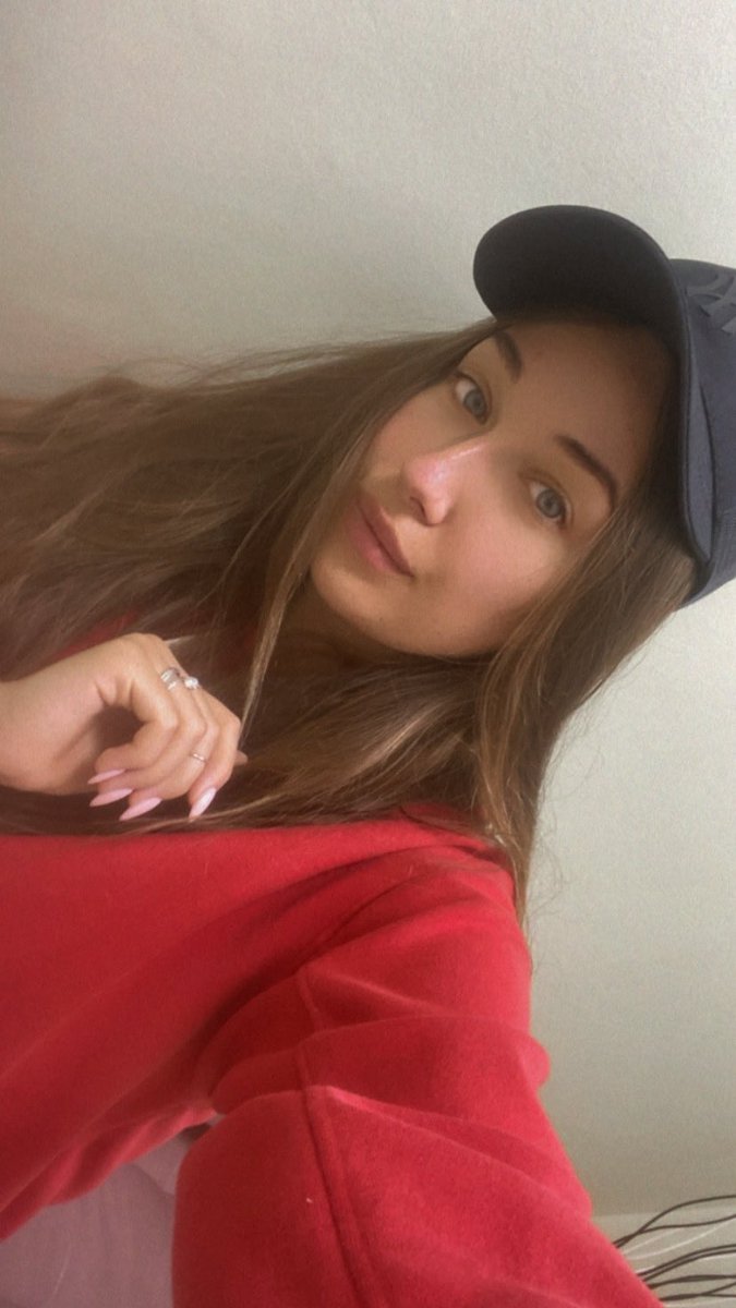 LadyPrima336's tweet photo. В жизни человеку встретятся всего 10 человек, которых можно будет назвать своими. Но чтобы встретить этих десятерых, нужно встретиться и распрощаться с тысячами. https://t.co/8YOMEZUgkX