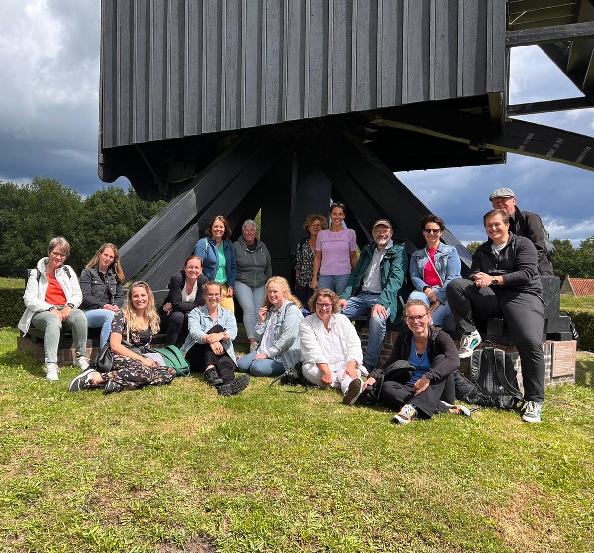 Het team van Noorderpoort Gezondheidszorg Assen VP wenst jullie allemaal een hele fijne vakantie toe! We hopen elkaar uitgerust en in goede gezondheid weer te zien in het nieuwe schooljaar! 👨🏻‍⚕️👩🏽‍⚕️
..
#zomervakantie #mbo #onderwijs #noorderpoort #verpleegkunde #assen <a href="/Noorderpoort/">Noorderpoort</a>
