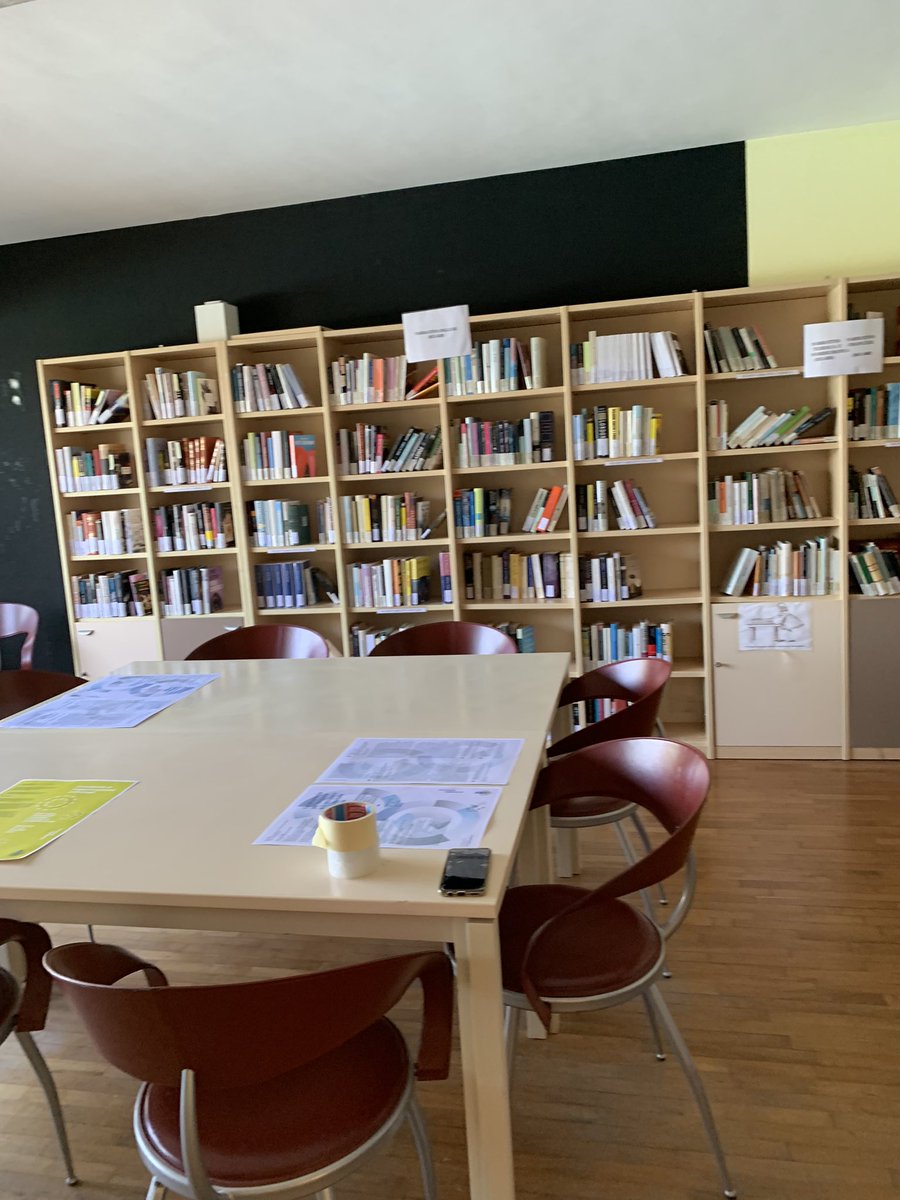 RossellaSelmini's tweet photo. Era la villa delle feste per il boss mafioso. Oggi è un centro civico, con piscina comunale, vasca per riabilitazione, biblioteca, e altri servizi per la comunità locale. Grazie a un sindaco appassionato e ingegnoso, e alla Regione E-R. Andate a visitarlo: vi stupirà.
#Berceto https://t.co/vb5EGHx5OJ