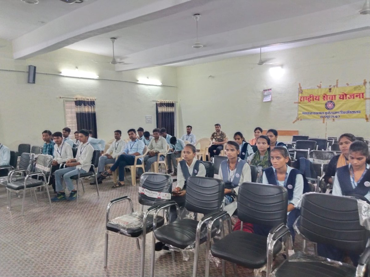 McbuNss's tweet photo. विश्‍वविद्यालय सभागार के  स्‍क्रीनिंग सेंटर पर युवा महा‍पंचायत का  आयोजन @NssrdD @_NSSIndia @YASMinistry https://t.co/zIrkYIijwn