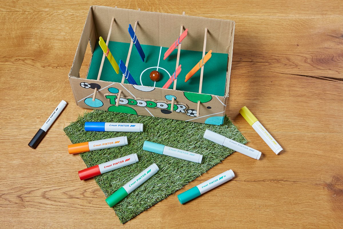 PilotPenUK's tweet photo. How about doing a creative activity using our Pintor markers? 🌈
You can make anything you like if you allow your imagination to run wild! 🙌
#PilotPenUK #Pintor #PintorMarkers #PilotPintor #Creative #KidsActivity #SaturdayActivity #Upcycle #Imagination #WriteYourWorld https://t.co/z0CALg6vXN
