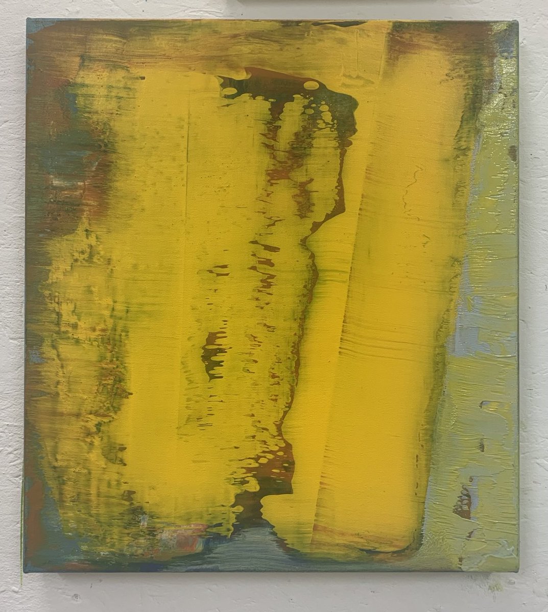 Richardianheys's tweet photo. A new painting from the studio this week #allaboutyellow #yellowpainting #loveabstract #contemporaryinteriors #artforhome #heatwave #heatwave https://t.co/RLjF1dWtCW