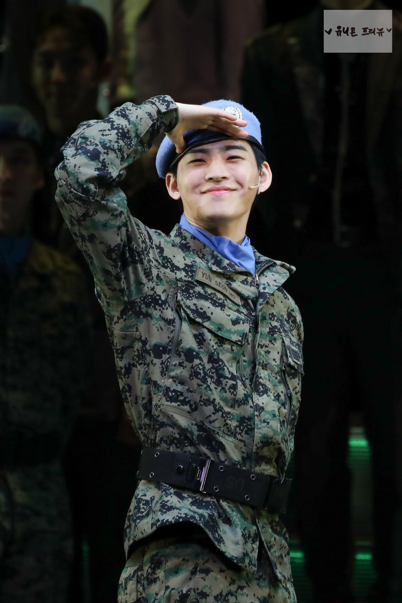 220716 메이사의노래 수원 낮공

⚽️💕😊
#블루헬멧_메이사의노래
#온앤오프 #ONF #효진 #김효진 #HYOJIN
#강심장_김효진 #달콤효진 #내유니콘 #ONF_MustGoOn #내일보자
<a href="/WM_ONOFF/">온앤오프 (ONF)</a>