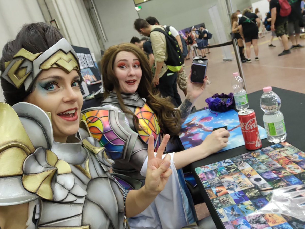 Angel duo is sitting in the artist alley at LMS Bologna, come play Commander with us! 😁
#Readyforbattle
