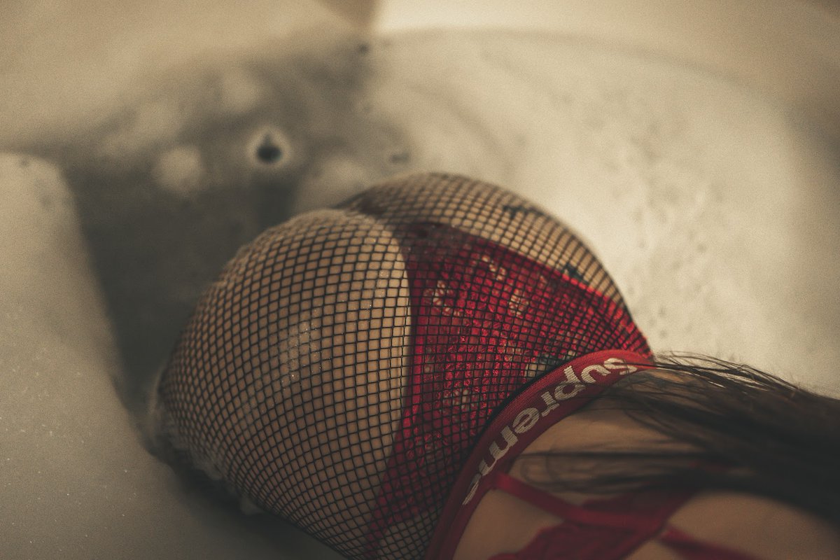 havefunwithvic's tweet photo. Nothing is sexier than a girl who knows how to take control 😈 #lingerie #sexy https://t.co/LnJKALcQpq