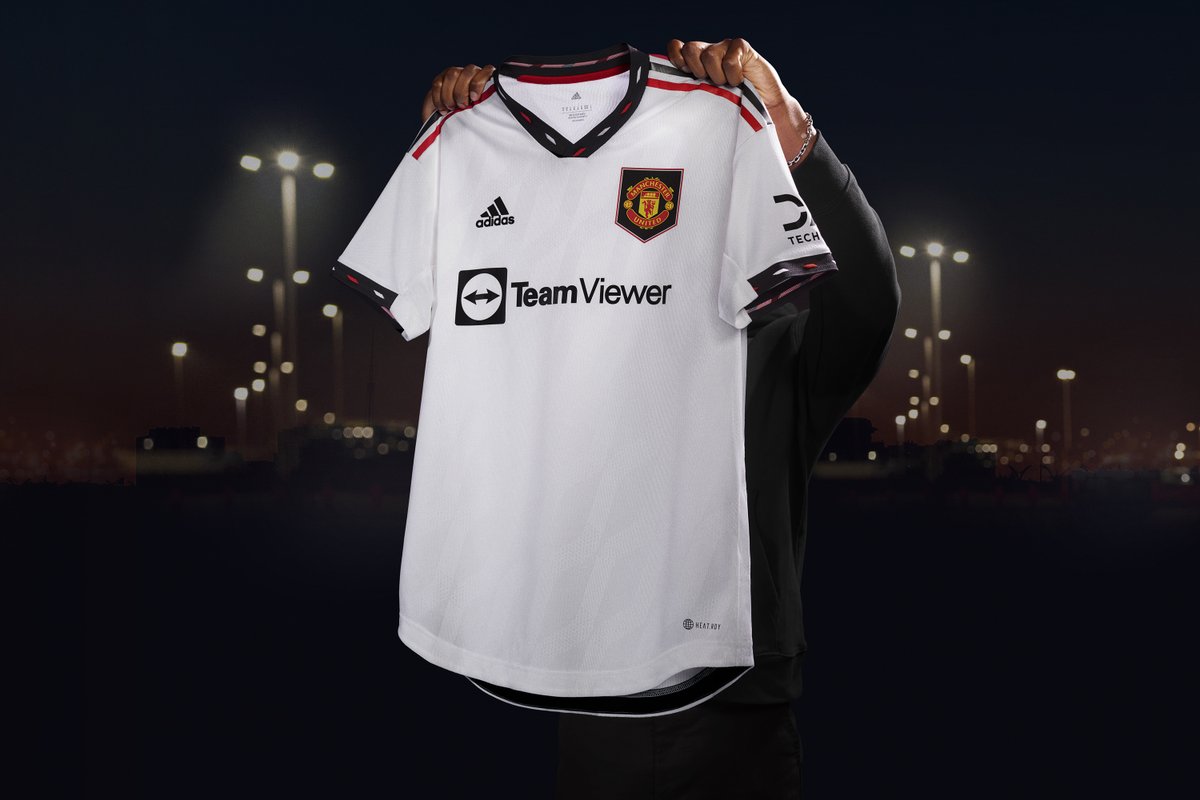ManUtd's tweet photo. 💡 Up in lights.

It's time to put our 2022/23 @adidasFootball away shirt under the microscope 🔬

#MUFC https://t.co/OUcGLcdNKG