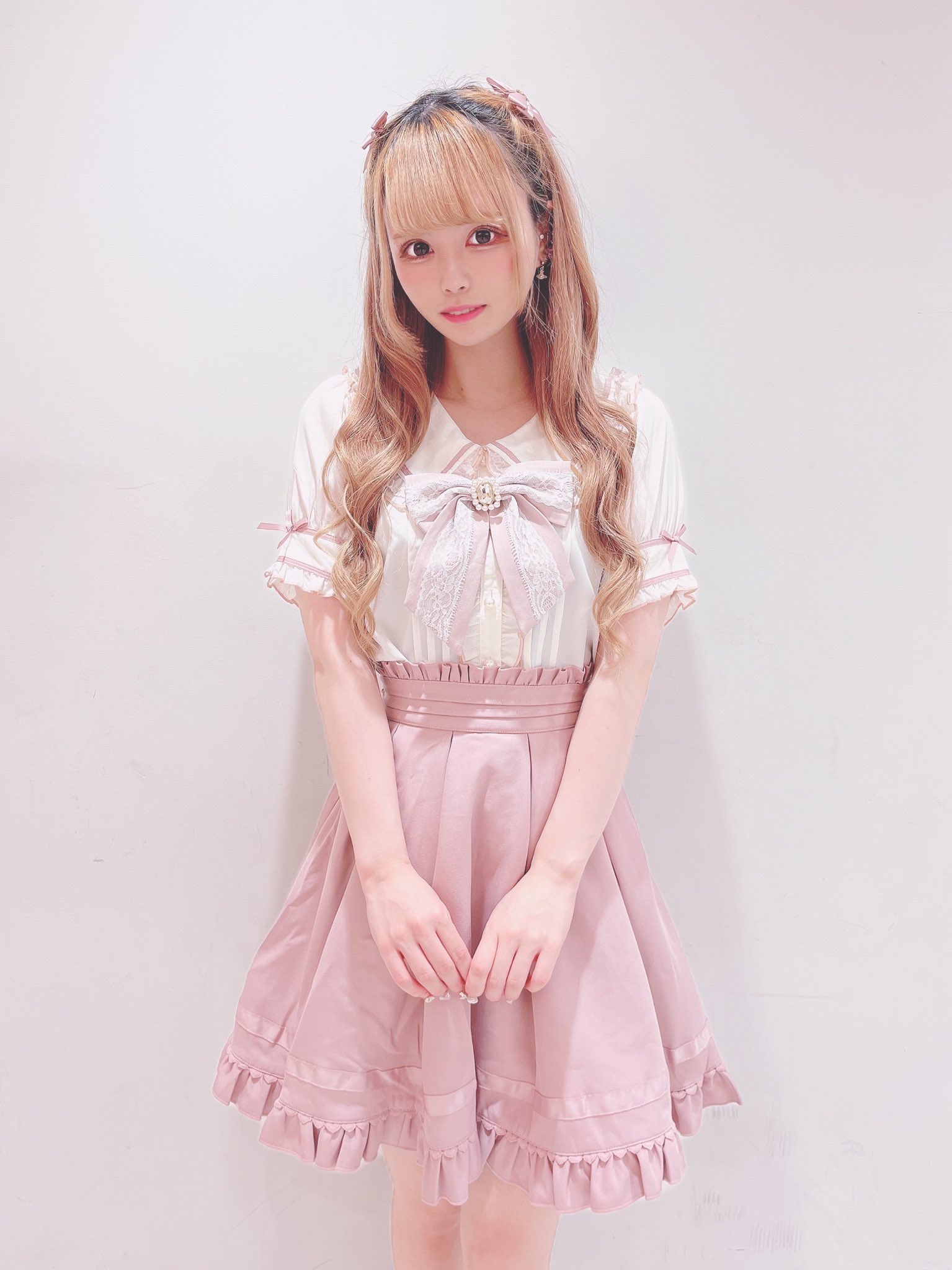 LIZ LISA on X: LIZ LISA on X: