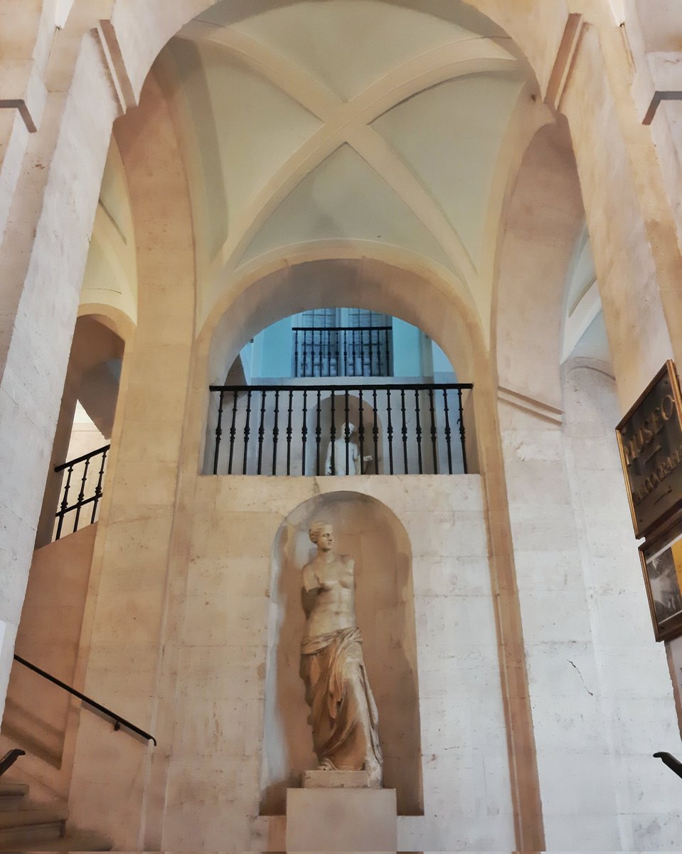 celesgalan64's tweet photo. La #RABASF
Fui a ver la #exposición de #Laxeiro 🖼🎨🖌
#calleAlcalá de #Madrid https://t.co/5OAqCCSfoS