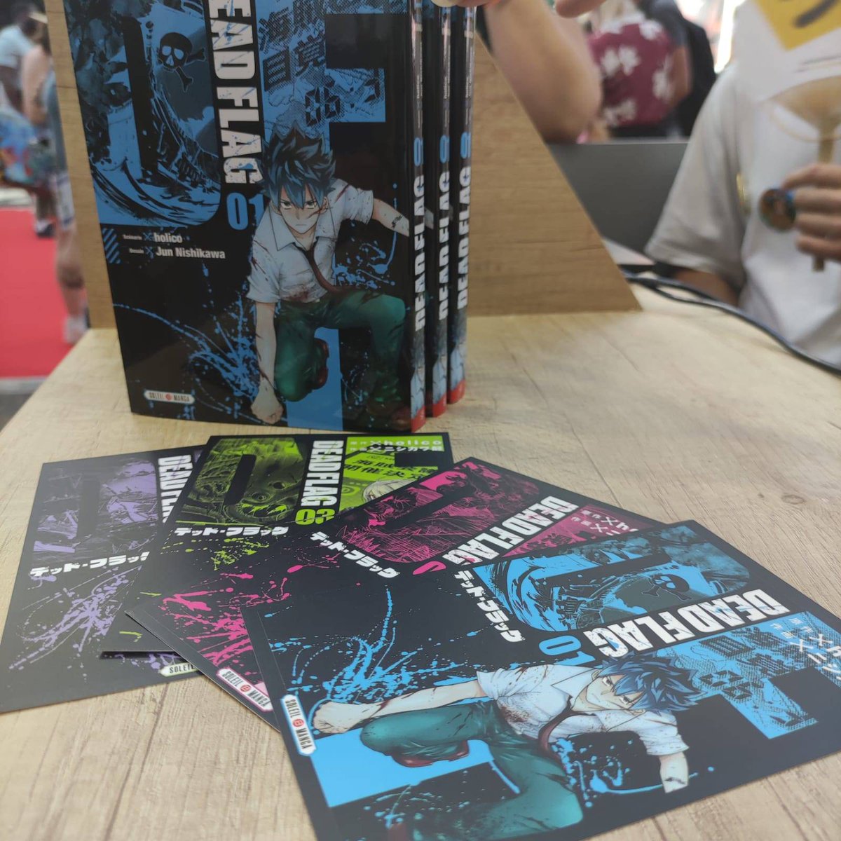 Soleil_Manga's tweet photo. Découvrez la série Dead Flag ! Laissez votre âme de pirate vous emporter 🏴☠️
#japanexpo #japanexpo2022 #DeadFlag https://t.co/K1Saf2606m
