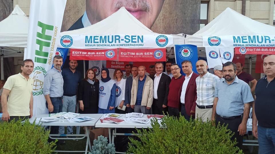 ebseskshr1kadin's tweet photo. Söz konusu vatansa gerisi teferruattır. 
 #15Temmuz https://t.co/BBbcGh9N9p