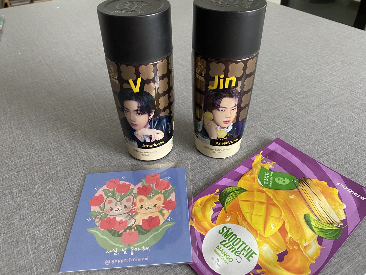 Memmu_li's tweet photo. Had to try it (RM’s been drunk 😁) My first BTS Americanos 🥰 Thanks for the #Yeppo super fast delivery and extra surprise 🥰 https://t.co/f38W8h0sVG