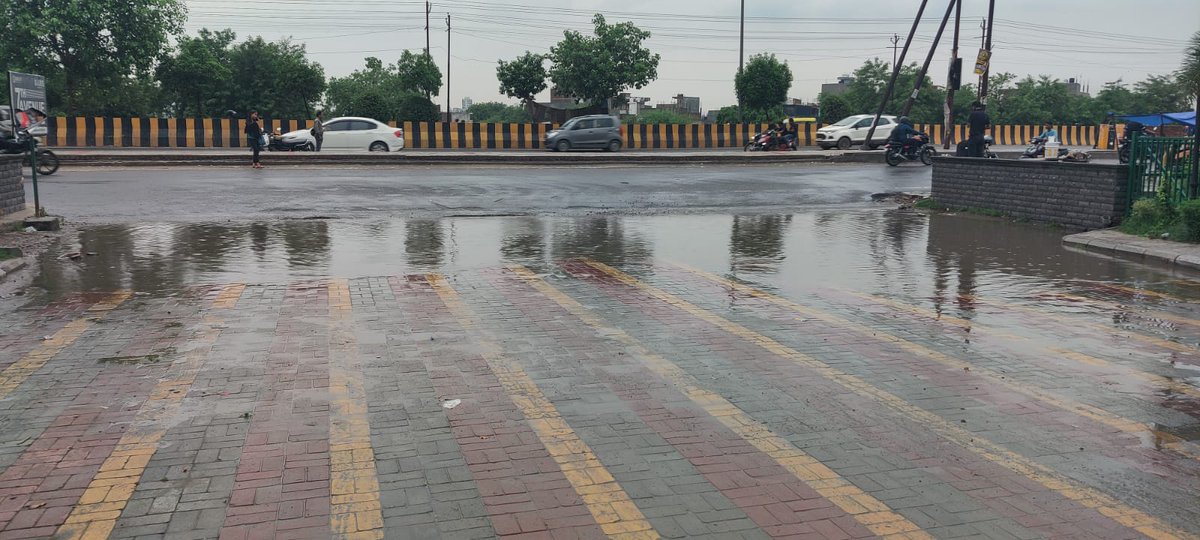 Koi sunwaai nahi. <a href="/gaursons_india/">Gaurs Group</a> <a href="/iassurendra/">Surendra Singh</a> <a href="/gc7residents/">GC7Residents</a> <a href="/1_greens/">Panchsheel Greens 1</a> <a href="/tricitytoday/">Tricity Today</a> <a href="/AmrapaliVillage/">ᴀᴍʀᴀᴩᴀʟɪ ᴠɪʟʟᴀɢᴇ ᴀᴩᴀʀᴛᴍᴇɴᴛ ↗️ #ᴀᴠɪᴀɴꜱ!</a> <a href="/GC5AOA/">GC5 Avenue Apartment Owners Association</a> <a href="/nikhiljaiman/">Nikhilesh Jaiman</a> <a href="/PANKAJPARASHAR_/">Pankaj Parashar</a>