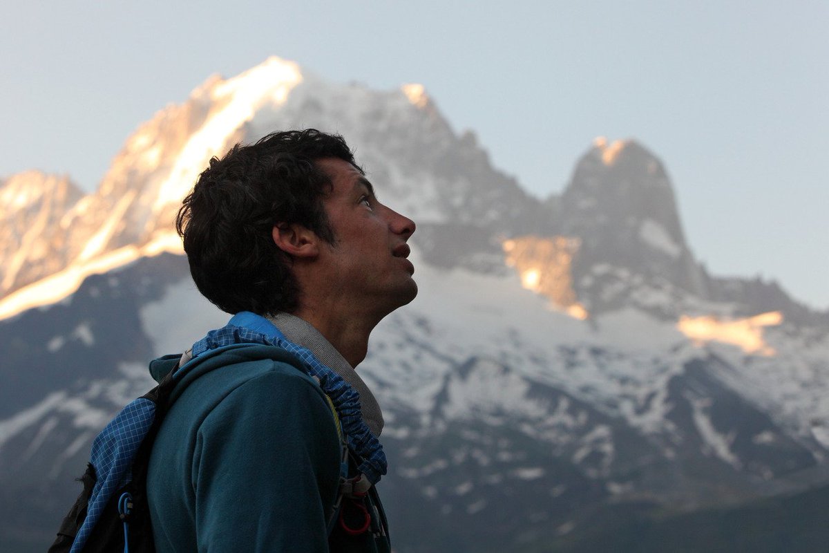 🥇Kilian Jornet remporte la #Hardrock100 pour la 5ème fois, et explose le record de l'épreuve en 21:36:24. Encore un peu plus dans la légende.
🥈François d'Haene
🥉Dakota Jones