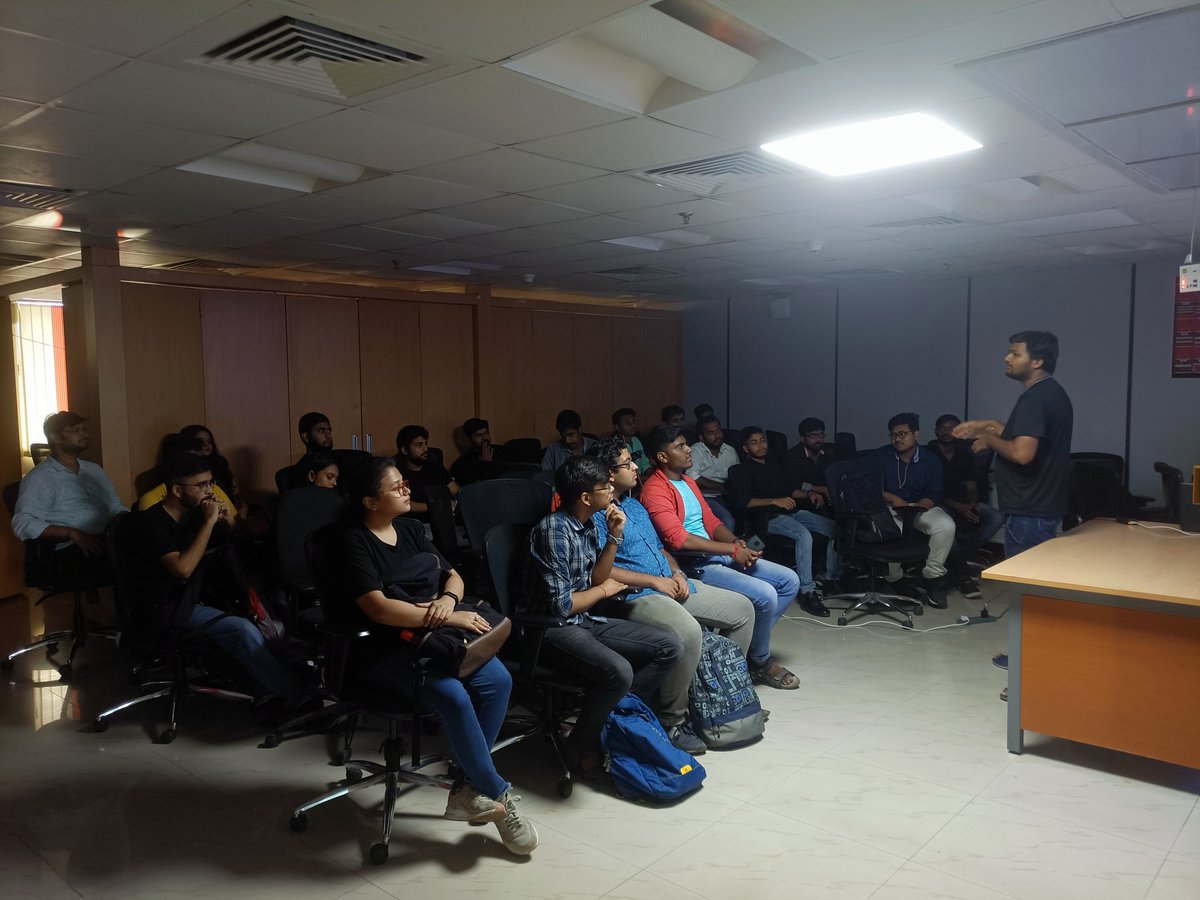 gdgcloudkol's tweet photo. From studying together for weeks to building something fun๐
Thank you for making #androidstudyjams series a success!
#androidstudyjamsKolkata #gdgcloudkol #cloudcommunitydayskol
@googledevgroups @_devrel https://t.co/sKB8fsVbyI
