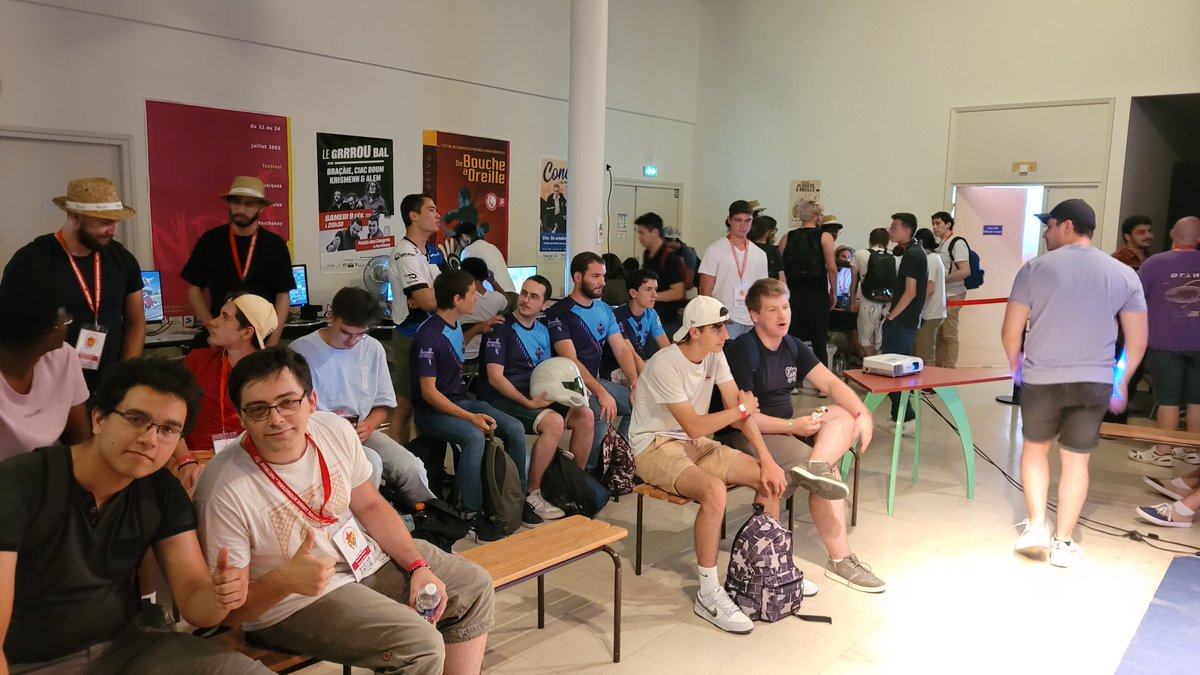 Le top 8 est sur le point de commencer pour le AllTech ssb Trophy avec le duo de casteurs <a href="/BarbeDouce_cast/">BarbeDouce</a> et <a href="/doc_valknut/">Døc'Valknut</a>  ! 
A retrouver sur twitch.tv/canapefight 
<a href="/AlltechGroupe/">Alltech Consulting</a> 

#ATST #esport #ssbu