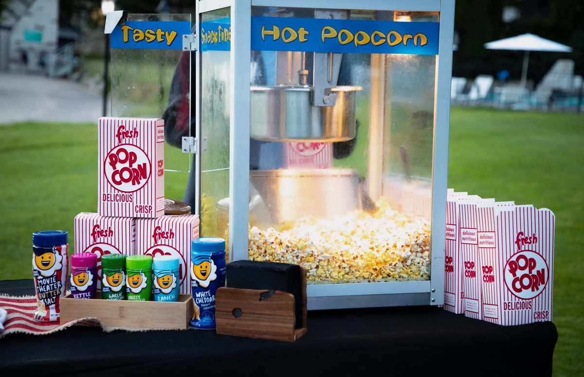HighlandsatHS's tweet photo. Grab the popcorn! 🍿
Guests that stay at The Highlands can enjoy movies on the lawn!
Cozy up and enjoy the Friday or Saturday show! 🎥
...
#thehighlands #northernmichigan #highlandshighlight #harborsprings #summer #michigan #outdoormovie #highlandsharborsprings https://t.co/AJh1UU1u9c