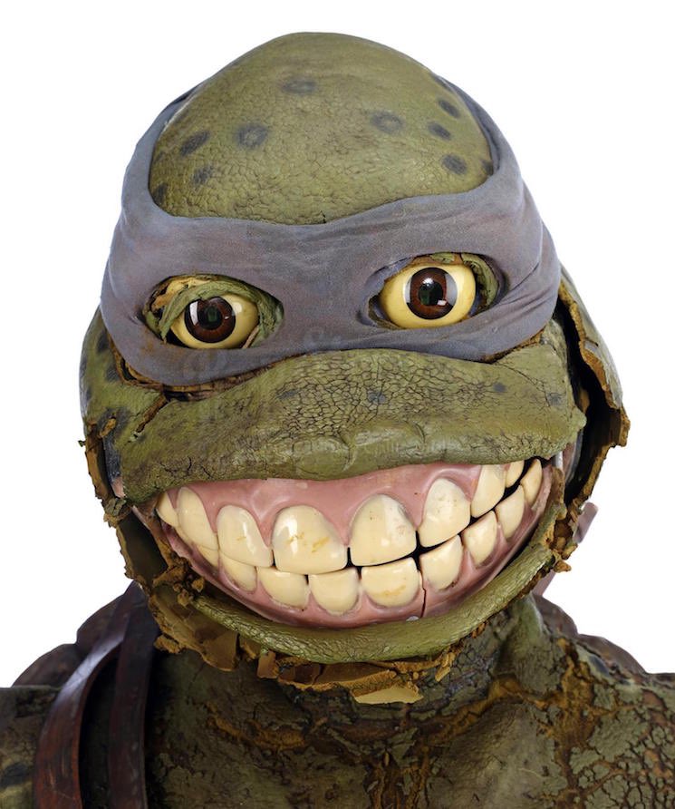 horror4kids's tweet photo. A movie memorabilia auction house is selling a Leonardo costume from Teenage Mutant Ninja Turtles III, and it can be yours for $20,000. https://t.co/kMf7m7u2Gz
