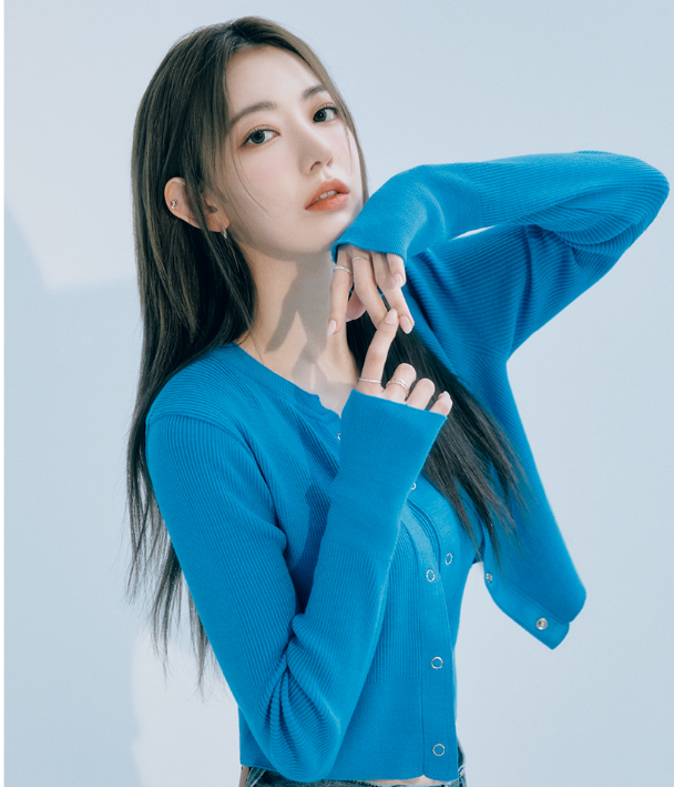 LSRFM_GLOBAL's tweet photo. [NEWS] 220716

LE SSERAFIM Sakura &amp; Chaewon Interview for nonno Magazine

🔗SAKURA: https://t.co/sf2gXxZbo4
🔗CHAEWON: https://t.co/rgbATCdruu

@le_sserafim @IM_LESSERAFIM
#LE_SSERAFIM #르세라핌 https://t.co/F4JimbD8zX