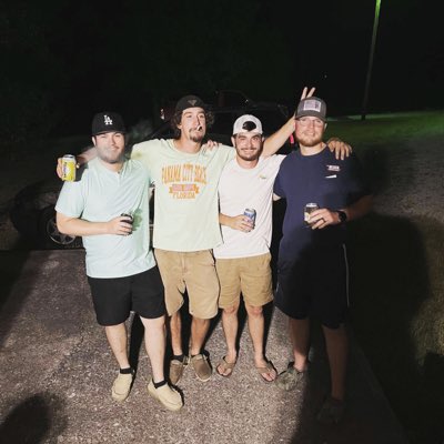 AustinBear17's tweet photo. #NewProfilePic https://t.co/ieJAUuwzPu