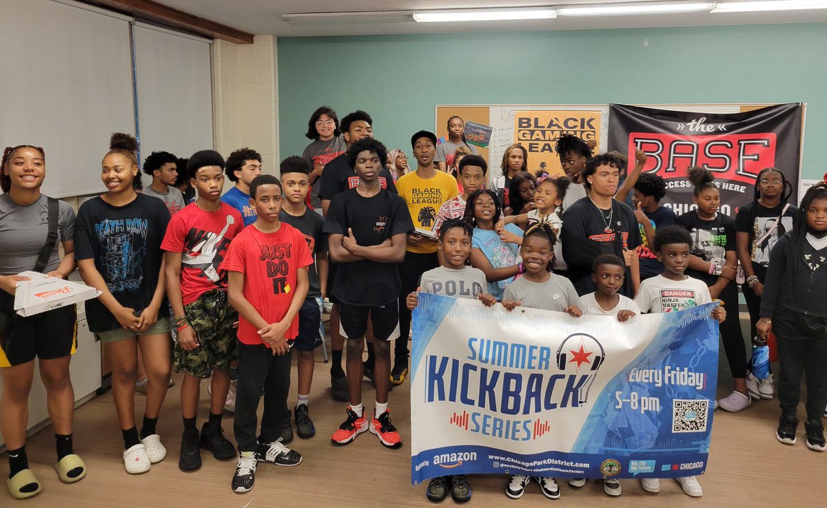 base_chicago's tweet photo. #Safesummer #Safecommunities Great fun at the @base_chicago #SUMMERKICKBACK See everyone next week at our GARFIELD PARK FUN DAY! #thebaseway๐โพ๏ธโฝ๏ธ๐๐ค๐ธ๐ https://t.co/wqqxMoV5oD
