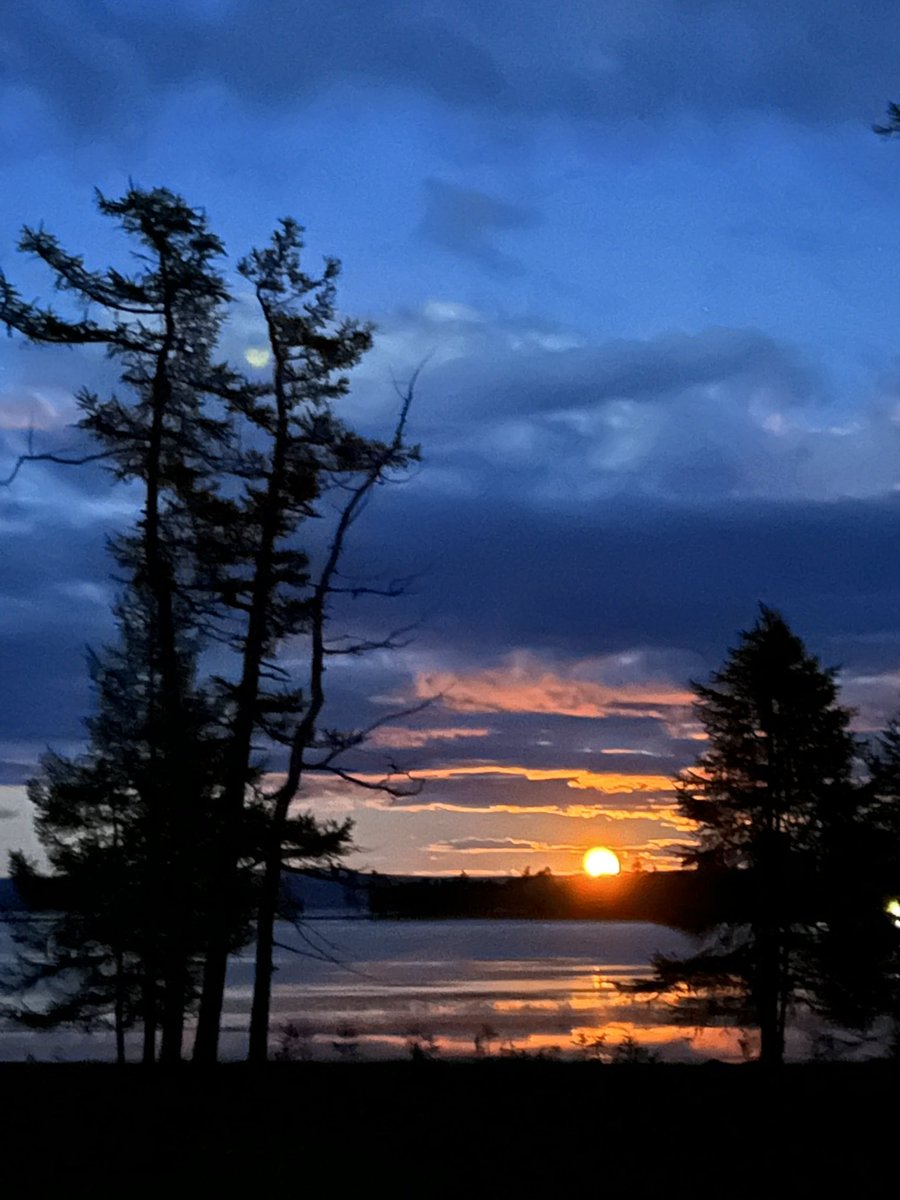 ёстой гоё зураг дарчихлаа 🤩 байгаль нээрээ үнэхээр үзэсгэлэнтй шүү