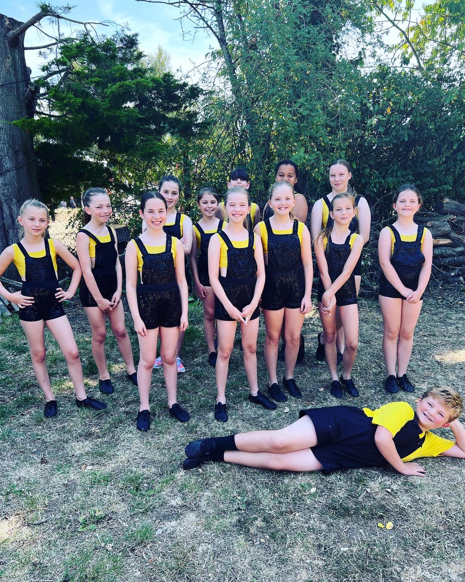 🌟So professional! A huge well done to our AMAZING performance students who finished the term by performing today at the Scout fair in London Colney. 
Classes have now finished  for the summer break. Have a wonderful summer and we cannot wait to see everyone again in September.😎