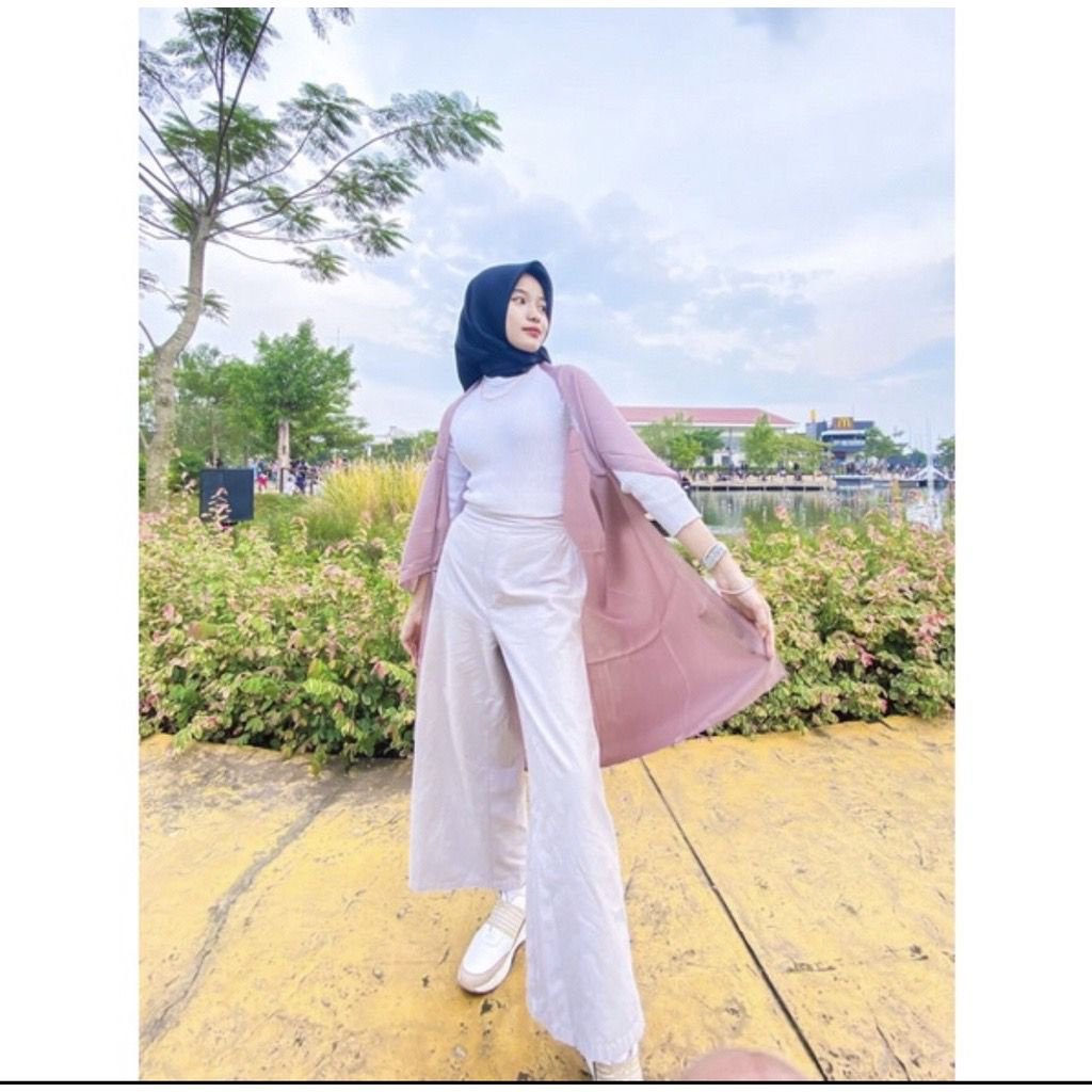 aestheticstufy's tweet image. Joy Cardigan / Joy Outer  shope.ee/fmwFB5PUn

#atasanwanita #basicpants #kulot #highwaist #kaos #bawahanwanita #celana #kemeja #pants #sneaker #hijab #sweater #cardigan
