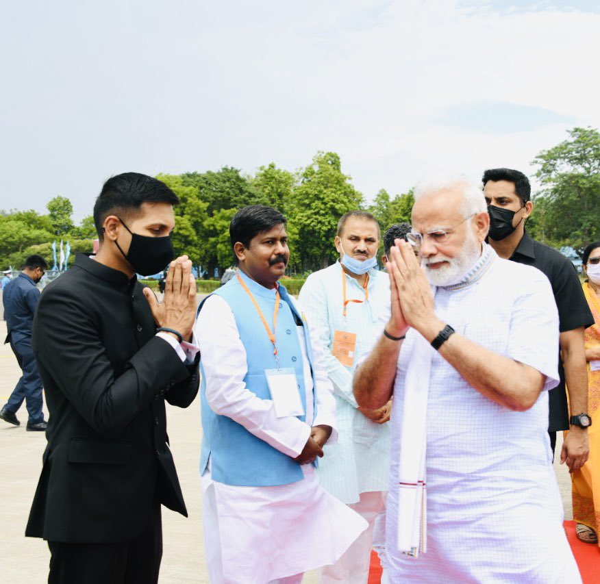 Vishak G Iyer (@vishakg) on Twitter photo Welcomed the Hon. Prime Minister on his arrival at Kanpur today <a href="/PMOIndia/">PMO India</a> <a href="/CMOfficeUP/">CM Office, GoUP</a> <a href="/DMKanpur/">DM Kanpur Nagar</a> Welcomed the Hon. Prime Minister on his arrival at Kanpur today <a href="/PMOIndia/">PMO India</a> <a href="/CMOfficeUP/">CM Office, GoUP</a> <a href="/DMKanpur/">DM Kanpur Nagar</a>