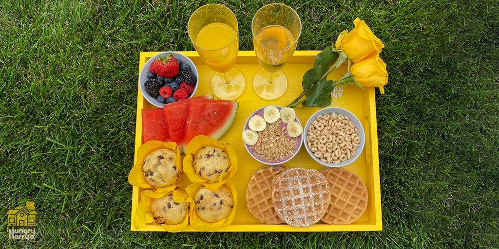This beautiful, shareable breakfast tray from #HungryHarrys Home Bakers Sharon &amp; Lizzie reminded us of the importance of taking a moment to enjoy our food.⁠
Learn more about allergy-friendly baking ➡️ bit.ly/3QW9IlG
Hungry Harry's Making Allergy-Friendly Easy™️ 💛