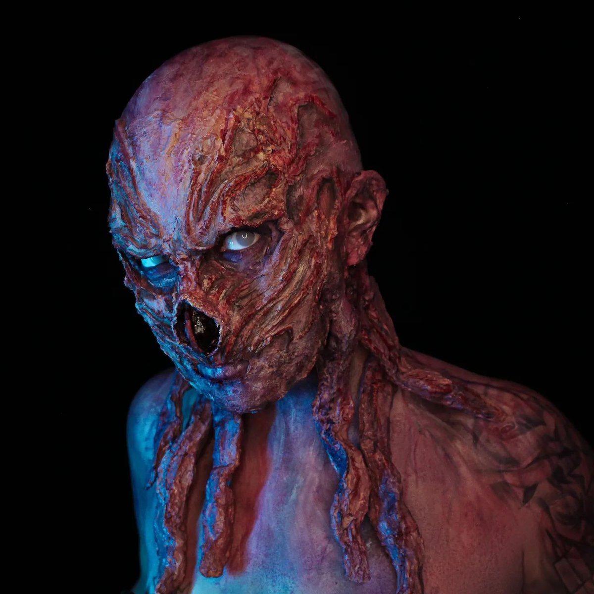 cc_lenses's tweet photo. Vecna by the amazing @ladyparadoxx!
Ft. Blind Lenses 👀 https://t.co/W3WgXeIhdl
#vecnamakeup #vecna #vecnaedit #vecnastrangerthings #vecnascurse #strangerthings #stranegerhtings4 #strangerthingsmakeup #strangerthingscosplay #colouredcontacts https://t.co/4y4SXpCVvb