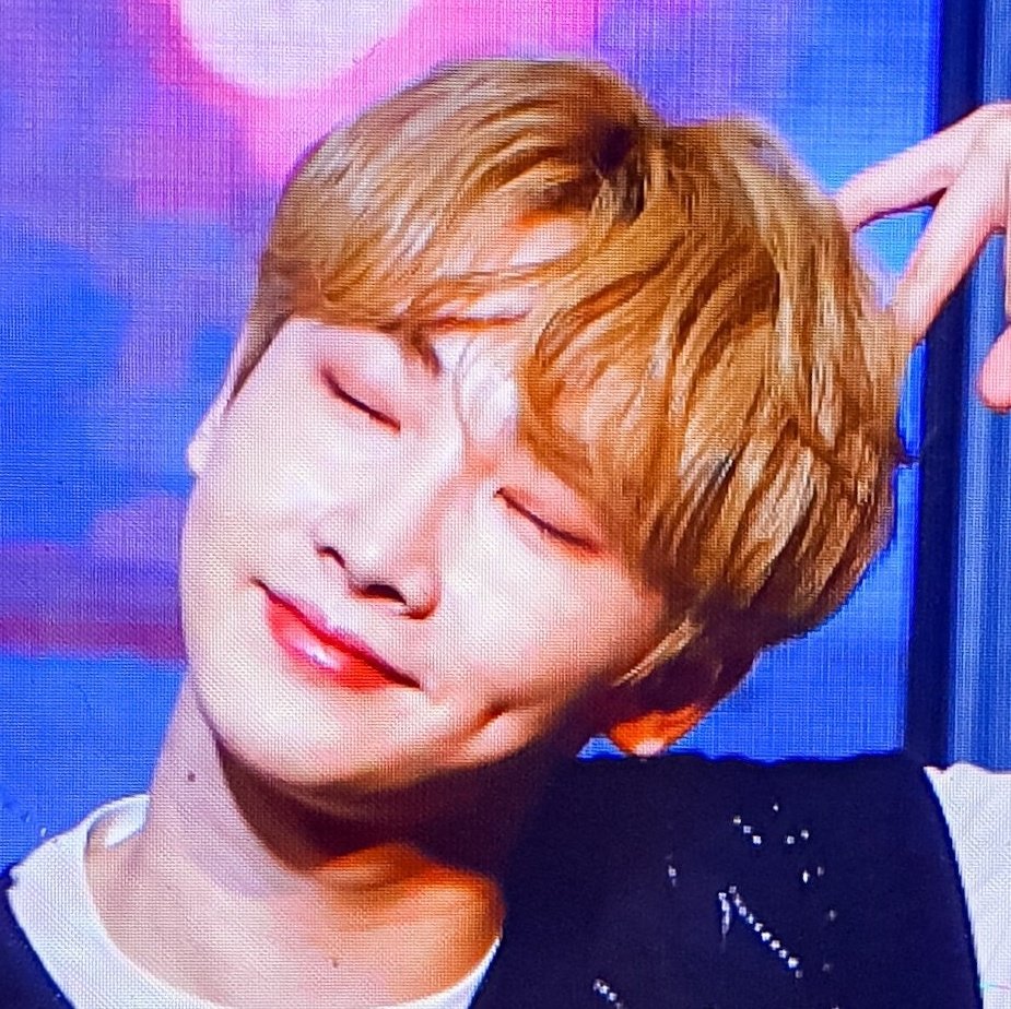 tiny verivery (@veri_tiny) on Twitter photo 