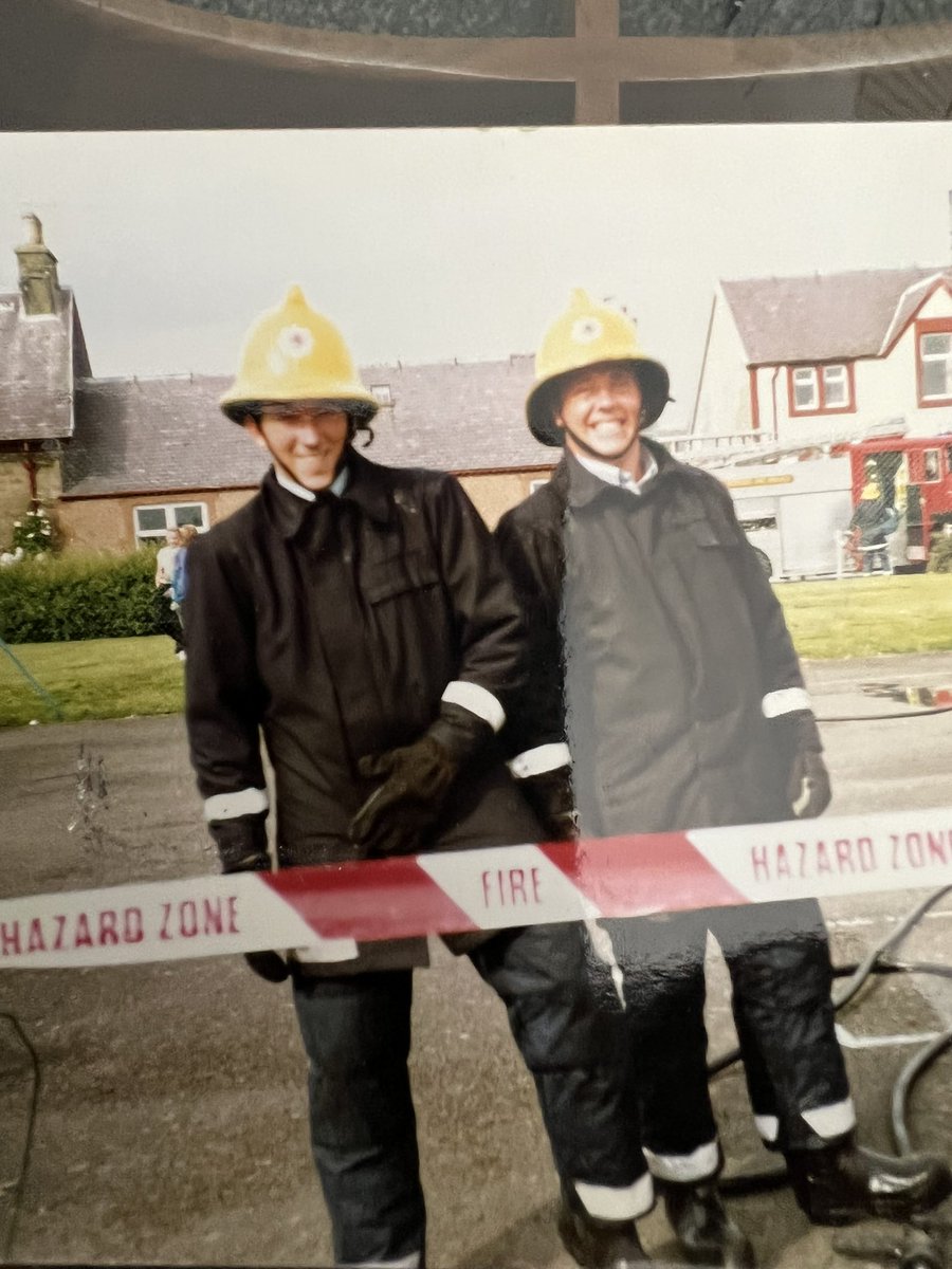SISTA246's tweet photo. And just like that 😳30 years today I joined the fire service , take away McDonald road (ship) I’ve enjoyed every minute 🤣 seriously though I’d do it all over again https://t.co/5eJ7F0RUh4