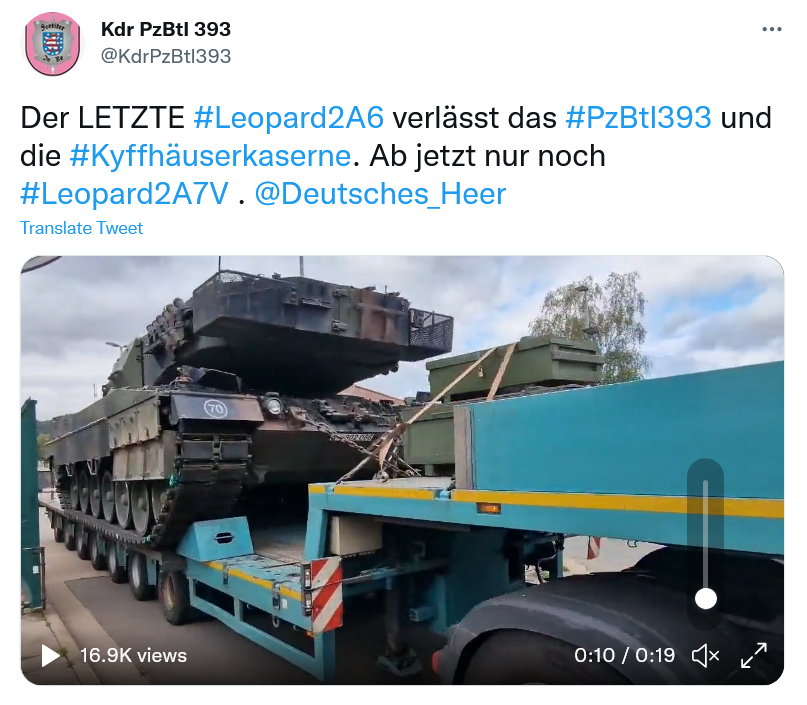 sbalcerac's tweet image. Niemcy chwalą się, że właśnie wywieźli z koszar ostatni model czołgu #Leopard2A6 i że teraz używają tylko najnowsze modele #Leopard2A7V. Gdzie się podziały wszystkie #Leopard2A6? Czesi dostali tylko starsze LeopardA4.