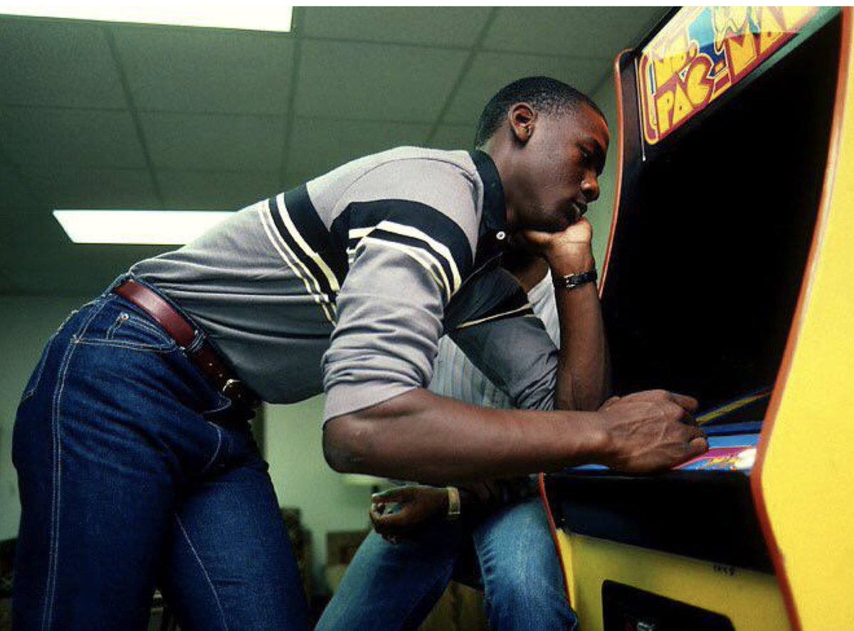 Cool Past Pics tweet media