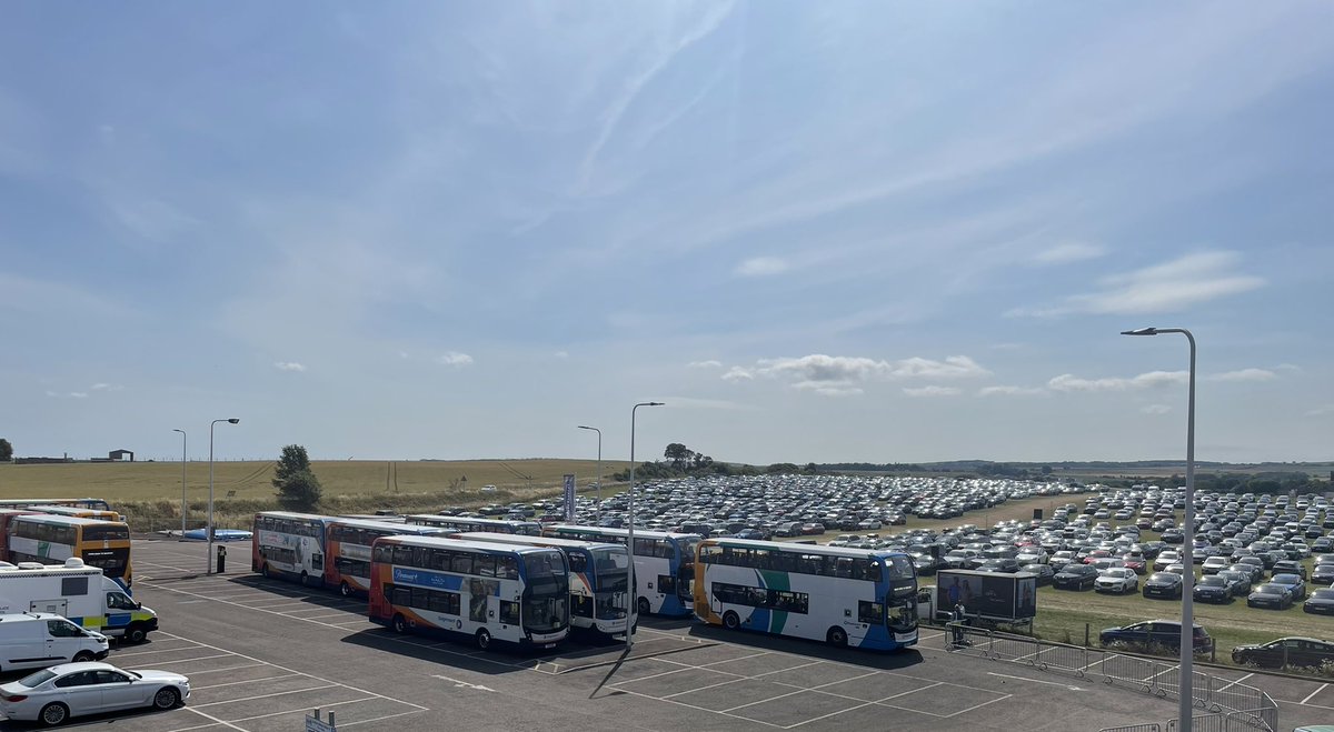 A good morning’s working moving the crowds from the ‘North’ Park and Ride at <a href="/TheOpen/">The Open</a>. Some of the fleet resting in the sun before the return journeys later on! ☀️🕶⛳️🏌️‍♀️⛳️