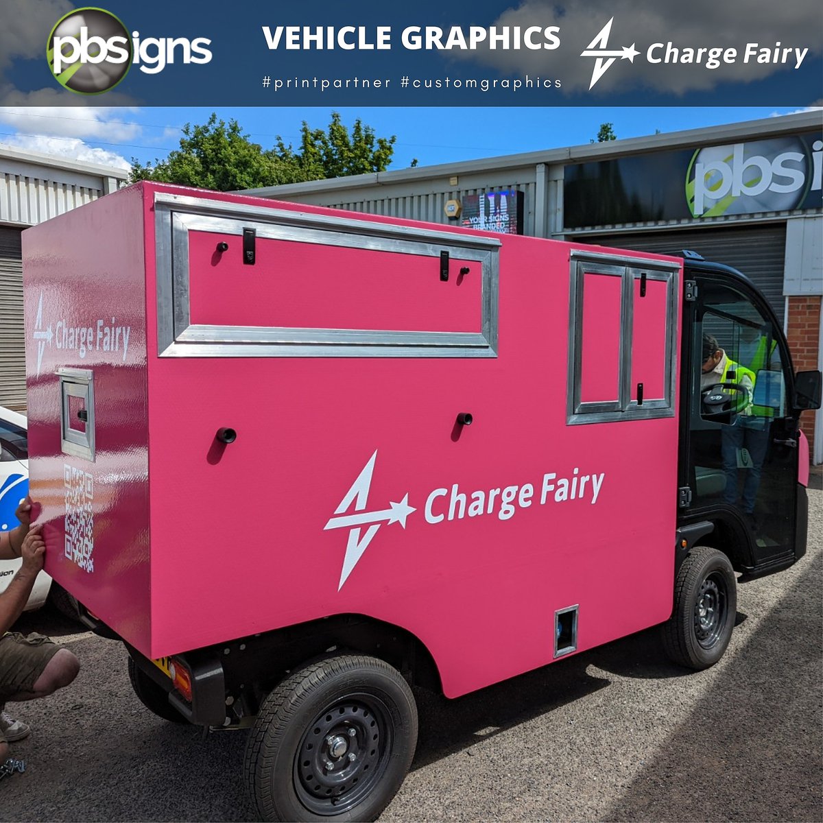 pb_signs's tweet photo. We've recently wrapped these super cool electric vehicles for @chargefairy in connection with @Indra_rt These portable rapid charging units help keep other EV's topped up, so wheels are always turning! ๐๐
#printpartner #qualityquickly #customgraphics #EV https://t.co/s2WybcuvlN