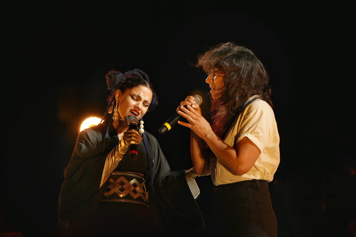 LoDucaR's tweet photo. 15-07-2022 --> @MathlouthiEmel (Tunis) nous a embarqué dans son vaisseau spatial vibrant et poétique! En guest @LeoniePernet, @AwaLy &amp; @LauraCahen 

@Suds_a_Arles #festival #concert #arles #lo_duca #rémi #musique #tunis #Revolution #théatreantique https://t.co/nFWV08ce1z