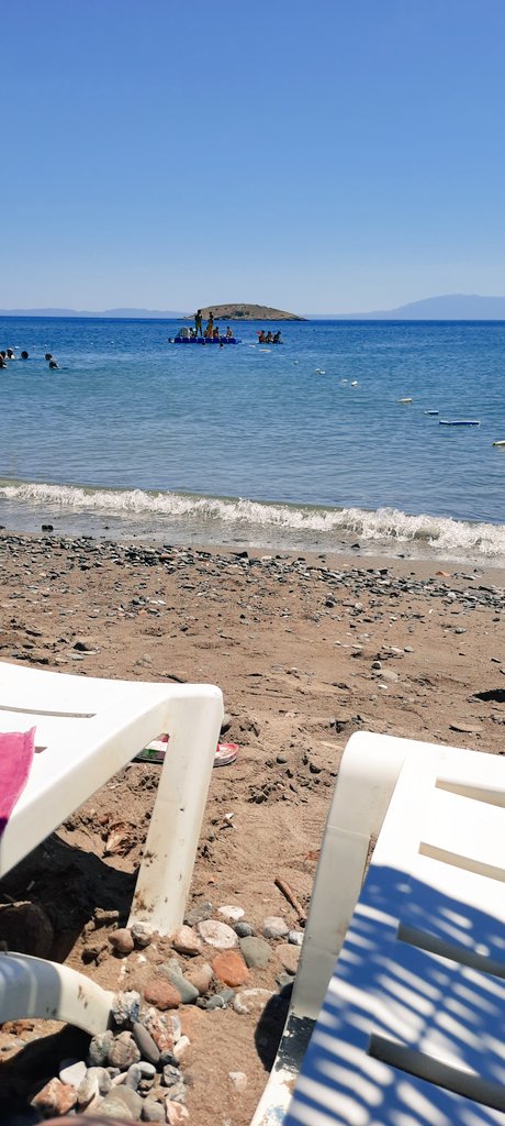 Hic calismasak hep tatil yapsak olmaz mi😁😜😁😜
#cumartesi #tatilkeyfi #haftasonu #MutluHaftaSonları #deniz