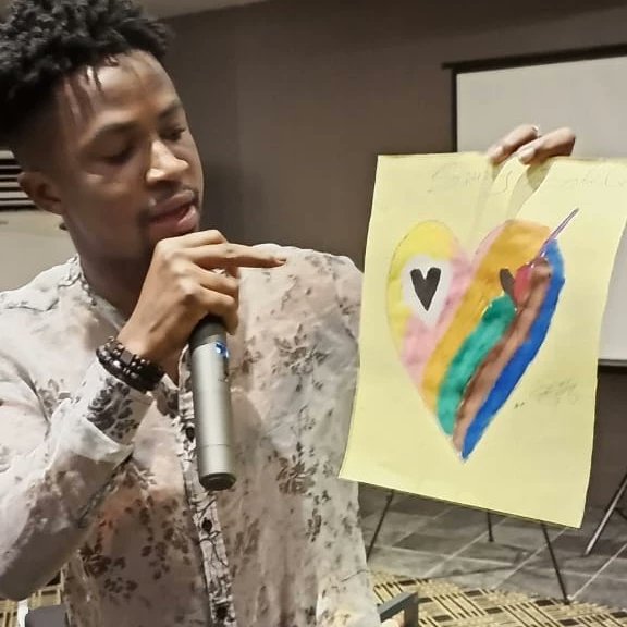 ige_srh's tweet photo. Participants at the #APA2022 practicing self expression through art in the 'art as a form of resistance' session.
#PowerOfCollective
#9japride https://t.co/t4YimmJX5r
