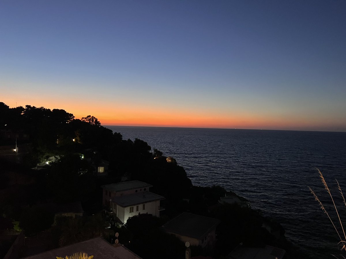 RaffaeleDePris2's tweet photo. #colori #tramonti #Sicily https://t.co/yqDXmoN27r