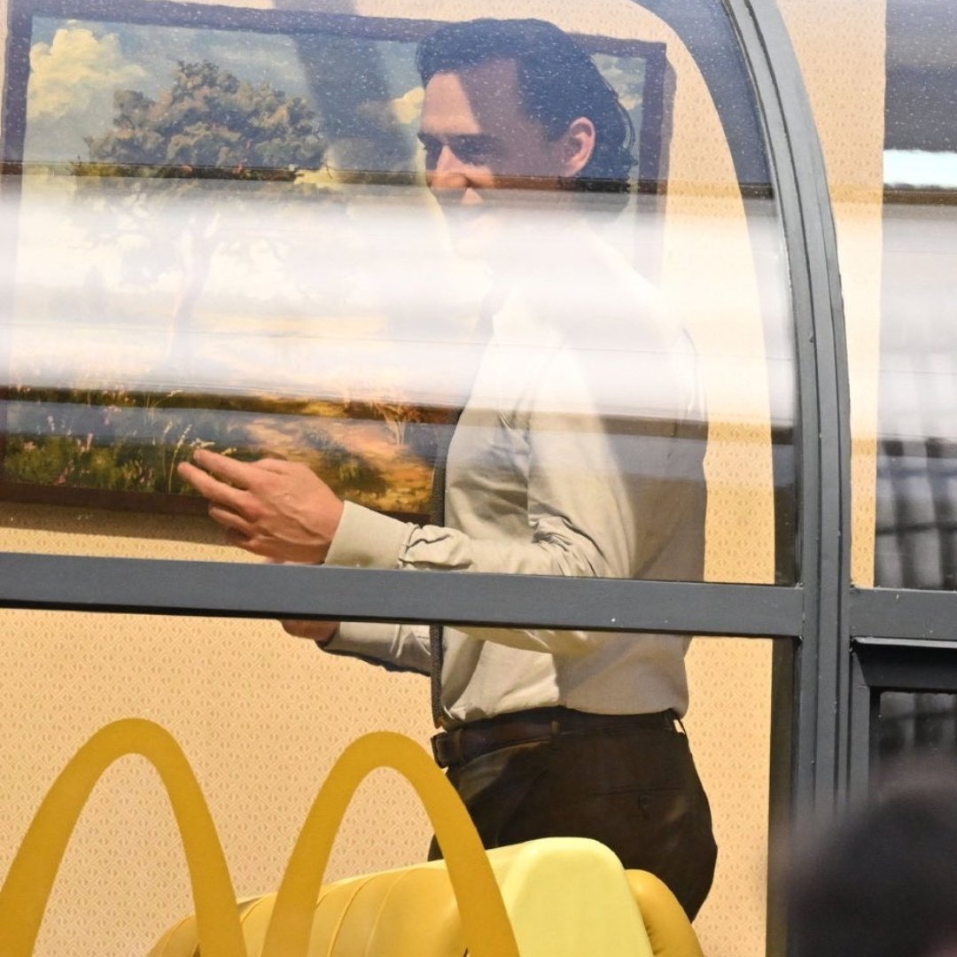 more pictures of loki season two bts