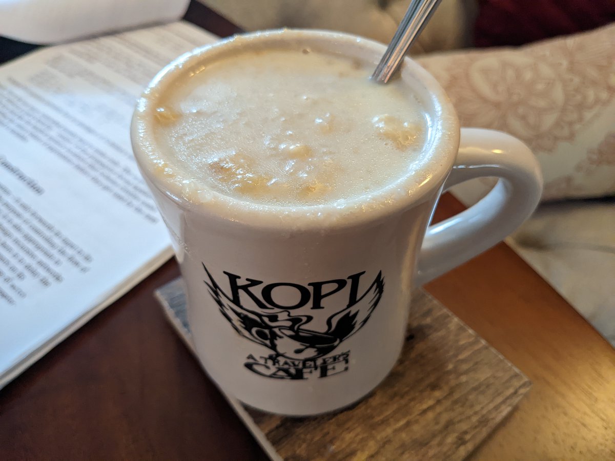 dustyweb's tweet photo. Livin' it up on the weekend!!! Permitting myself a generous (tablespoon... or two? I didn't measure) of honey along with the bananas and milk in my morning #gruel! Heck yeah, now to go relax in the bath! #pottagecore https://t.co/4smp0z4veR