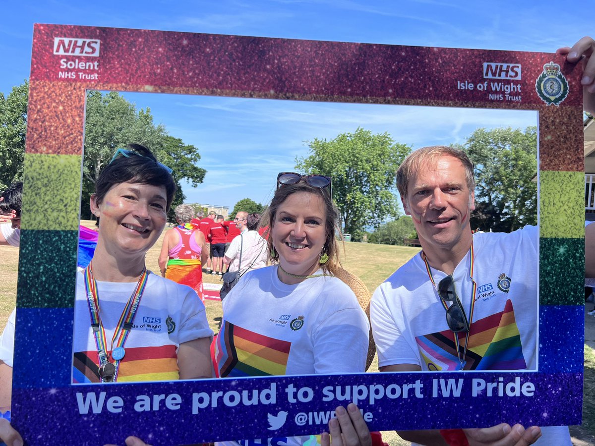 IOWNHS's tweet photo. Happy Isle of Wight Pride from #TeamIOWNHS We are so proud to be here supporting our LGBTQ+ Island community #IOWPride #IsleOfWightPride #LoveWins 🏳️‍🌈🏳️‍⚧️ https://t.co/BcLUsfhYfw