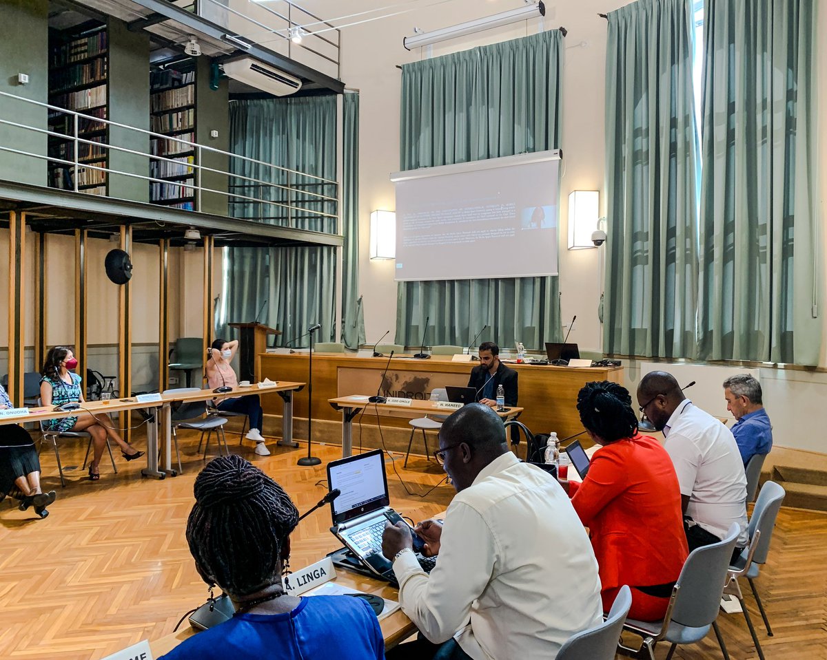 HamzaHameed007's tweet image. What a pleasure to teach a lecture alongside Ayomide Jide-Omole on the #SpaceProtocol of the #CapeTownConvention as part of the @UNIDROITorg #InternationalSummerSchool 2022.

This year, we are focusing on #Africa.